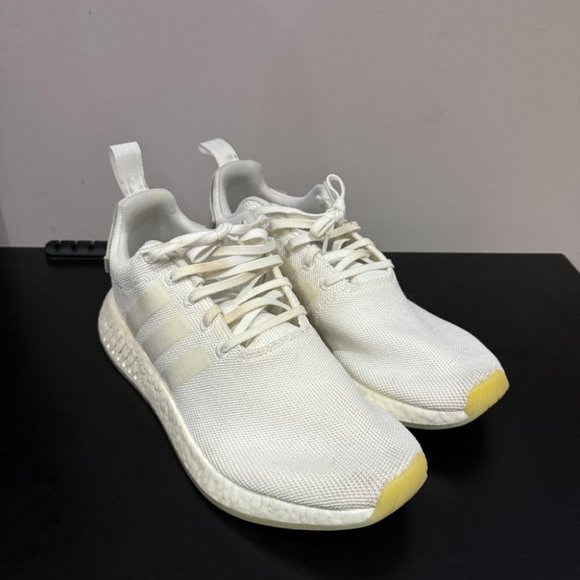 Adidas NMD R2 Triple White Size 10 - Picture 2 of 5